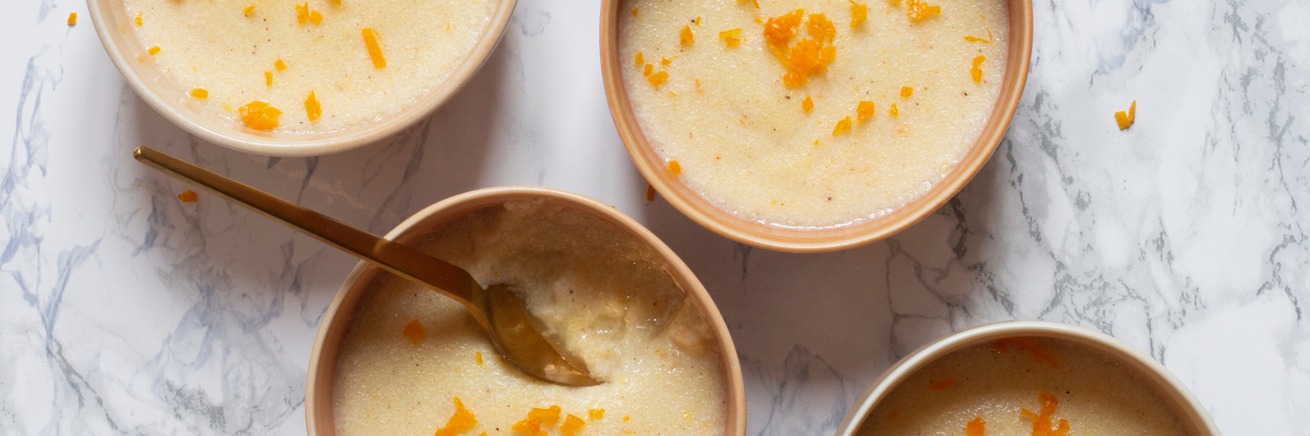 Semoule de blé dur au lait et à l'orange