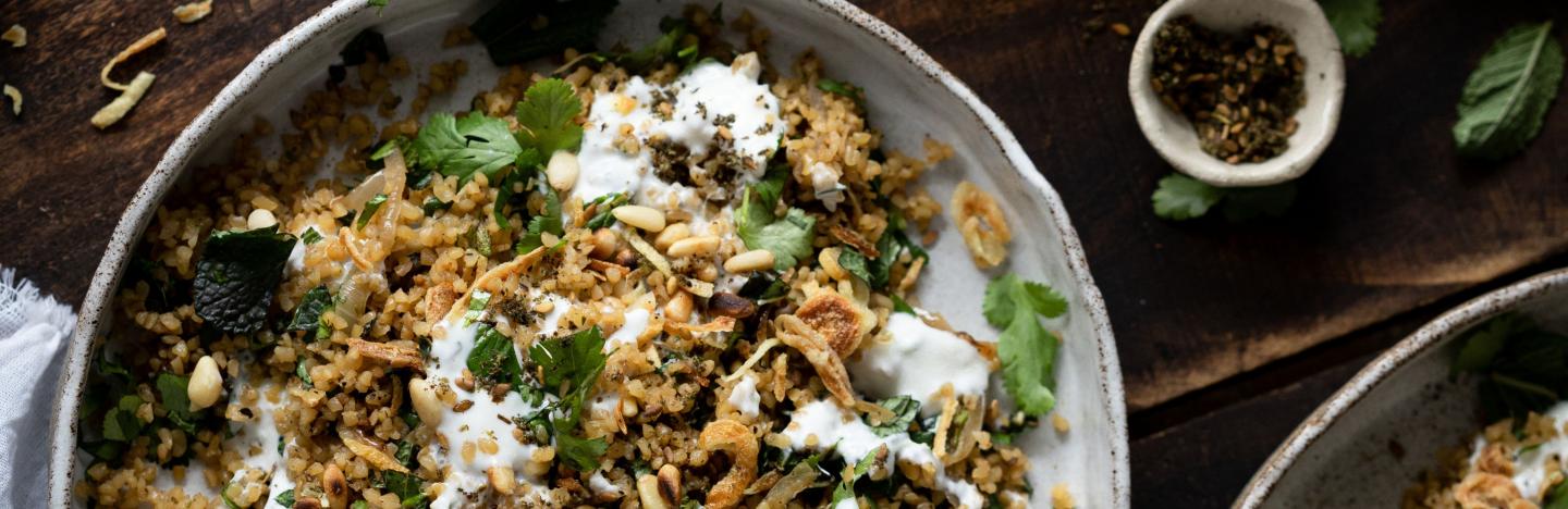 Pilaf de boulgour aux herbes et yaourt grec