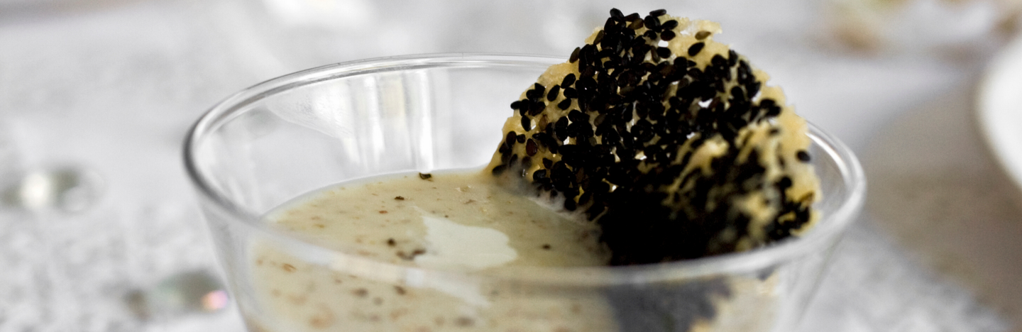 Crème d'orge et tuiles de parmesan Crème d'orge et tuiles de parmesan