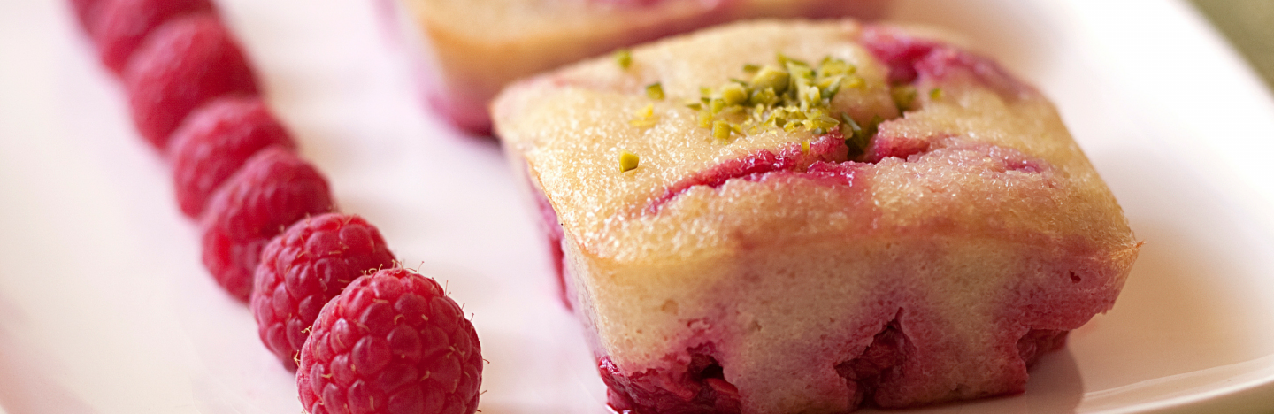 Gâteau de semoule aux framboises