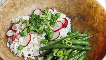 recette bol de riz express lait de coco et légumes verts vue de dessus Trish Deseine