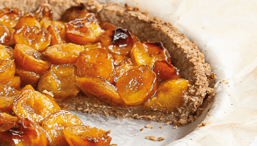 Tartes aux mirabelles, pâte à la farine de blé tendre et de sarrasin, huile d'olive.