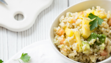 Salade de riz saumon avocat ananas