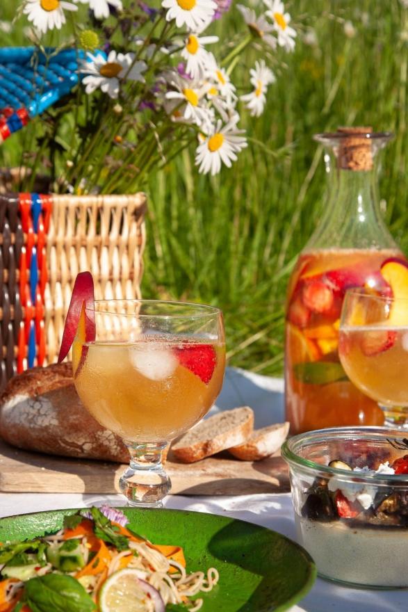 Coupe de sangria à la bière blanche