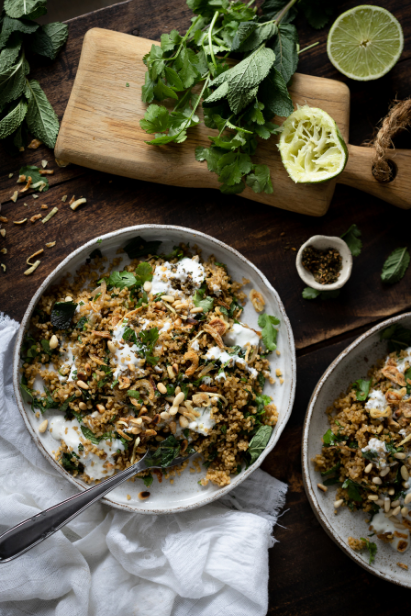 Pilaf de boulgour aux herbes et yaourt grec